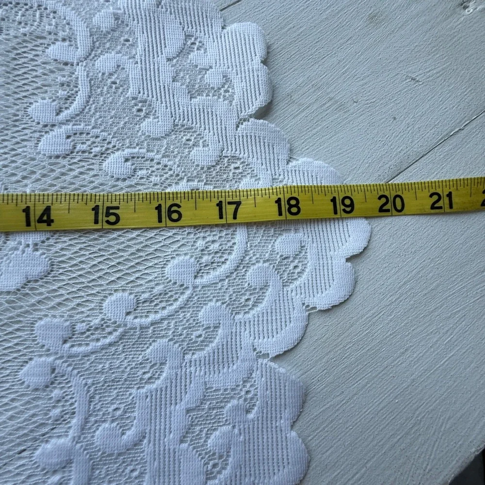 Vintage White and Cream Lace Doily Set Floral Scalloped Table Decor 2 Pieces